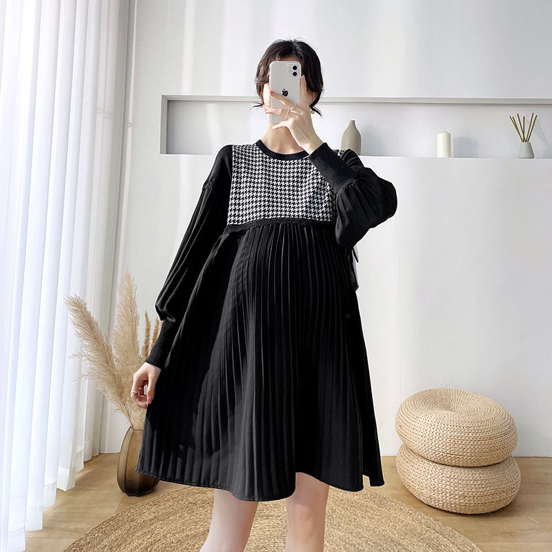 Fashion Patchwork Loose Maternity Dress Set: A Stylish Choice for Expecting Mothers